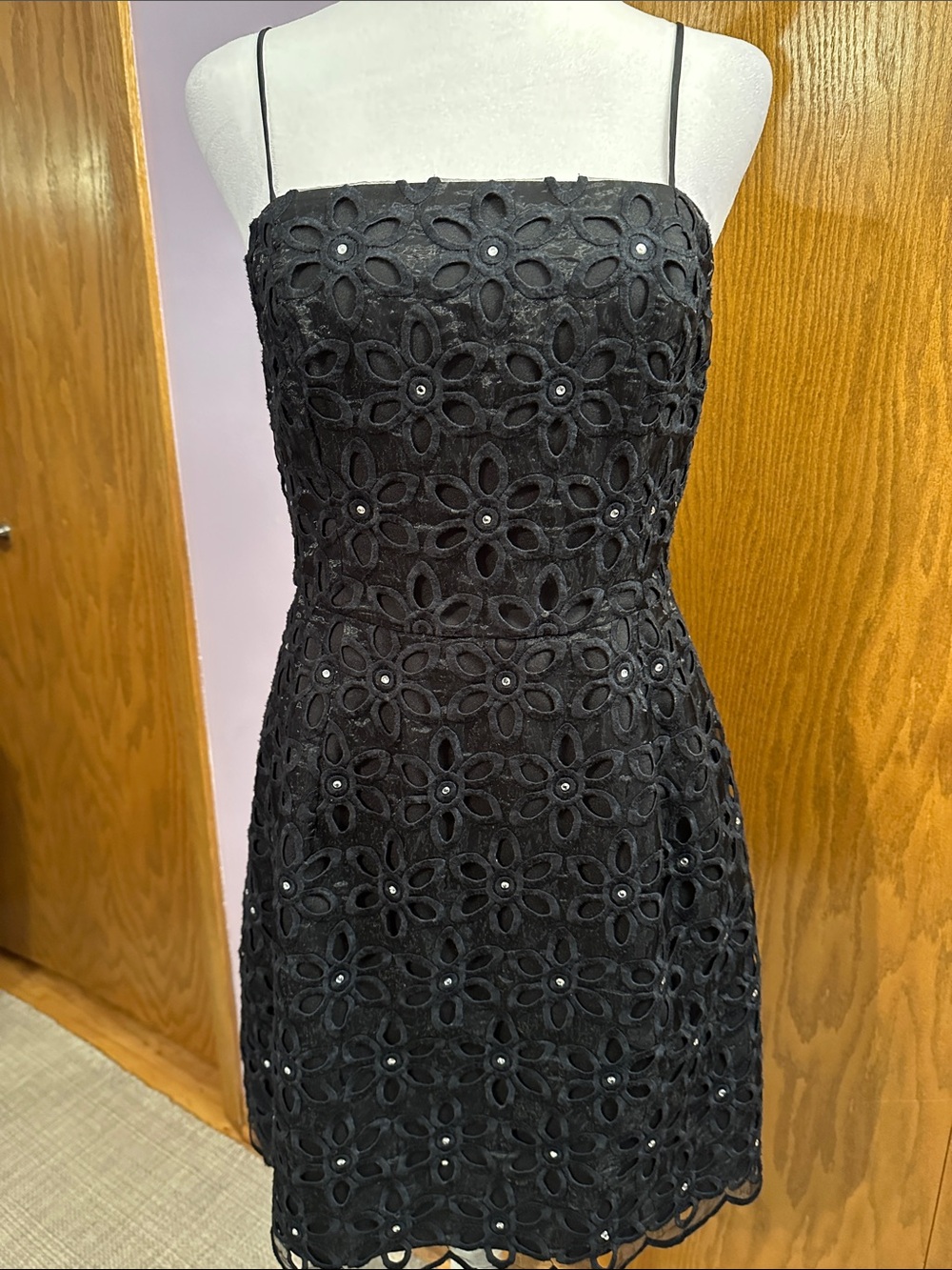Lily Pulitzer Black Floral Eyelet Spaghetti Strap Dress size 4.